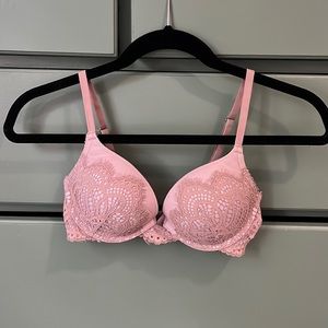 Victoria’s Secret bra